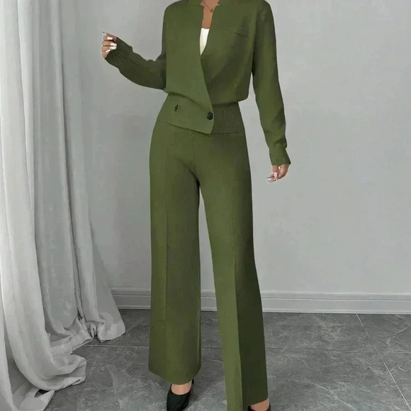 Green Elegant Women's Loose Long Sleeve Crew Neck  Knit Sweater & Suit Pants Set - Picture 3 of 8
